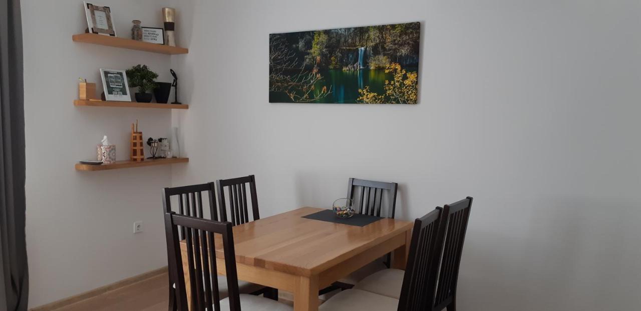 Apartments Woodnotes Licko Petrovo Selo Luaran gambar