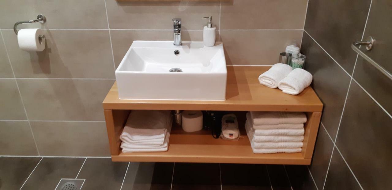 Apartments Woodnotes Licko Petrovo Selo Luaran gambar