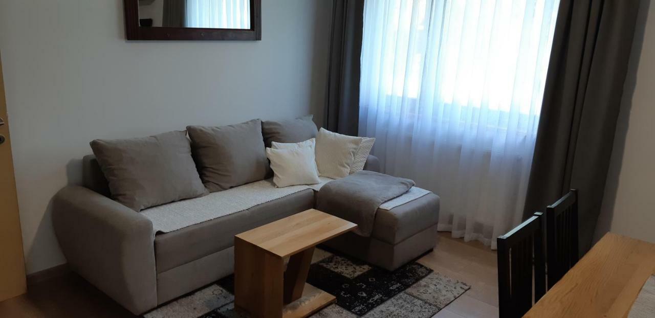 Apartments Woodnotes Licko Petrovo Selo Luaran gambar